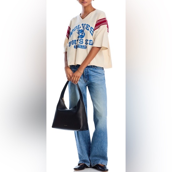 MOTHER NEW ⭐️The Dodger High Rise Button
Sneak Jeans in Wipeout 28 - Picture 2 of 16